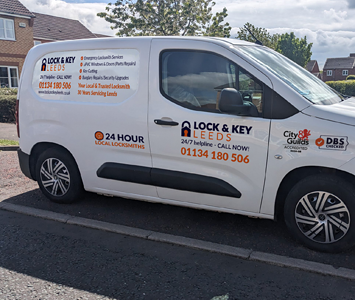 A Lock & Key Leeds locksmith van arriving to assist a customer
